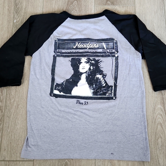 Authentic Vintage 1983 Headpins Rock tour Tee🇨🇦 - Picture 1 of 11
